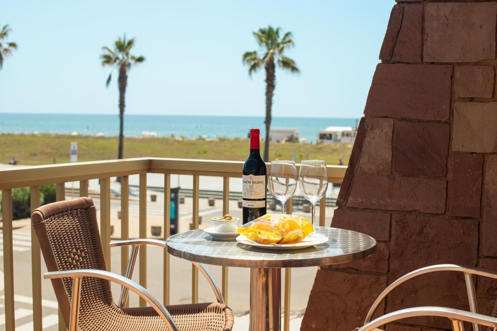 Aparthotel Solifemar Castelldefels Luaran gambar