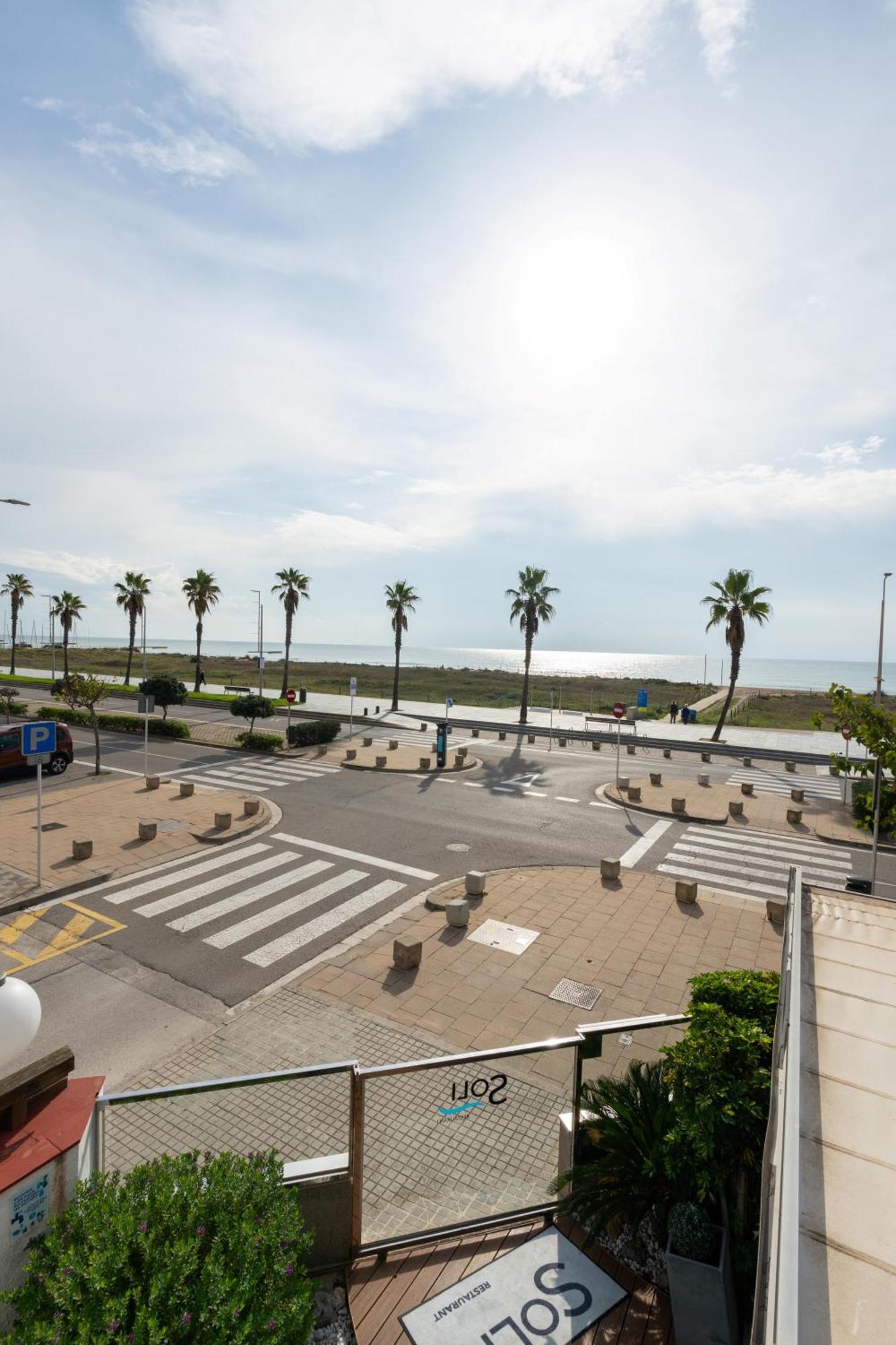 Aparthotel Solifemar Castelldefels Luaran gambar
