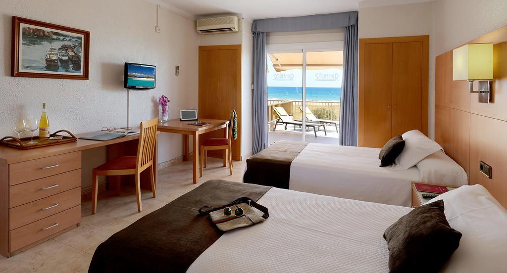 Aparthotel Solifemar Castelldefels Luaran gambar